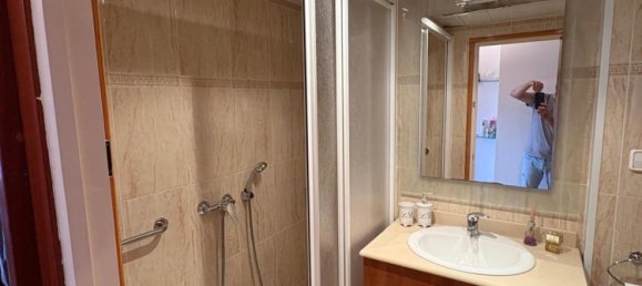 4 bedrooms Apartment in Terrassa, Spain No. 160007 20