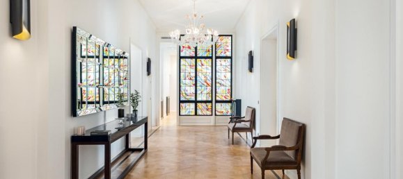 4 bedrooms Apartment in Paris, France No. 179140 6