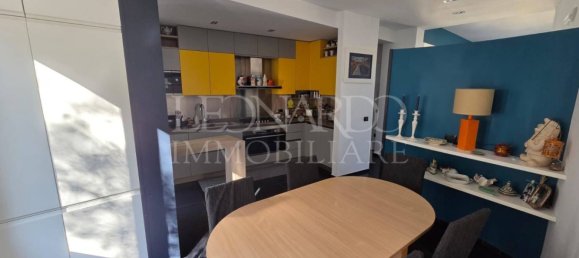 3 bedrooms Apartment in Naples, Italy No. 258203 11