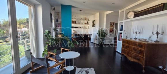 3 bedrooms Apartment in Naples, Italy No. 258203 2
