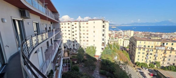 3 bedrooms Apartment in Naples, Italy No. 258203 12
