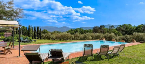 Villa de 7 habitaciónes en Lucca, Italy No. 118644 2