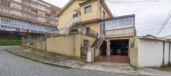 4 bedrooms House in Braga, Portugal No. 17558 26