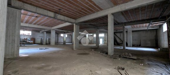 1 room Warehouse in San Felice a Cancello, Italy No. 347436 6