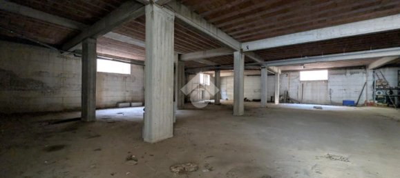 1 room Warehouse in San Felice a Cancello, Italy No. 347436 8