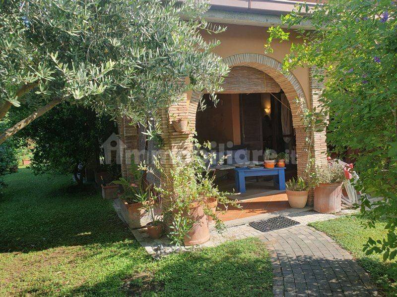 3 Schlafzimmer Villa in Tarquinia, Italy, Nr. 273197