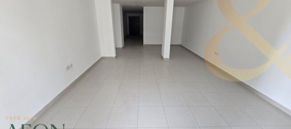 1 bedroom Apartment in Al Quoz, UAE No. 105271 2