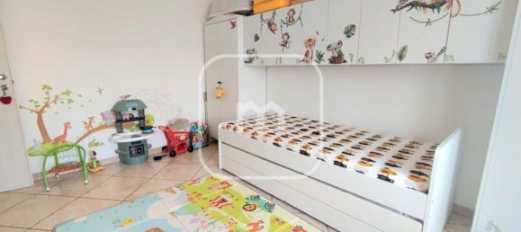 Apartamento de 3 divisões em Guidonia Montecelio, Italy N.º 206352 14