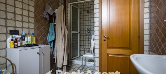 5 Schlafzimmer Villa in Soverato, Italy, Nr. 291247 33