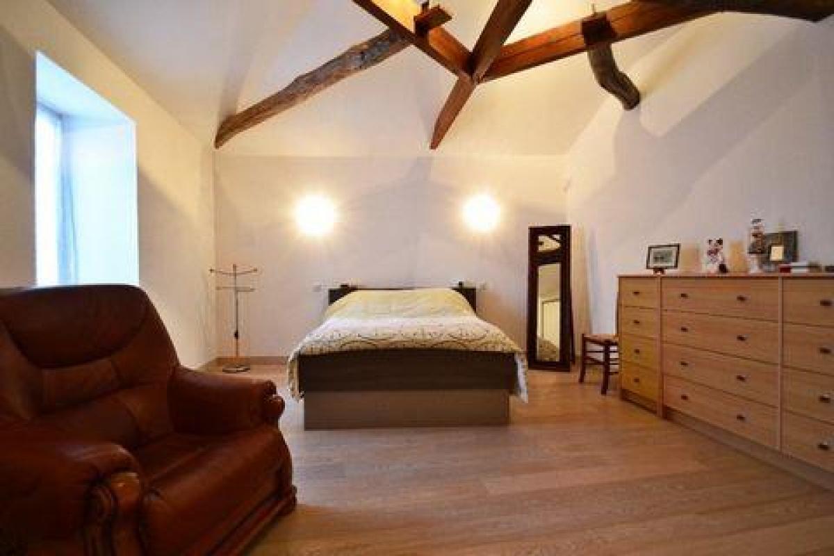 Casa de 3 dormitorios en La Rochelle, France No. 28214