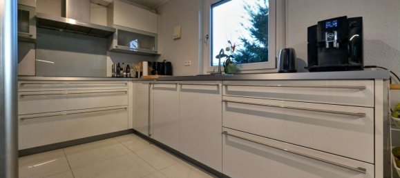 Дом с 10 комнатами в Баден-Вюртемберг, Германия № 21388 3