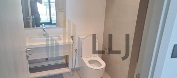 4 bedrooms Villa in Yas Island, UAE No. 45179 8