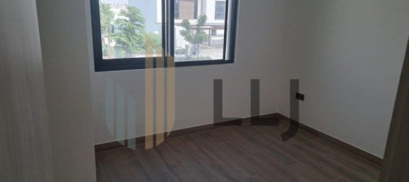 4 bedrooms Villa in Yas Island, UAE No. 45179 7