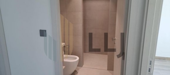 4 bedrooms Villa in Yas Island, UAE No. 45179 9