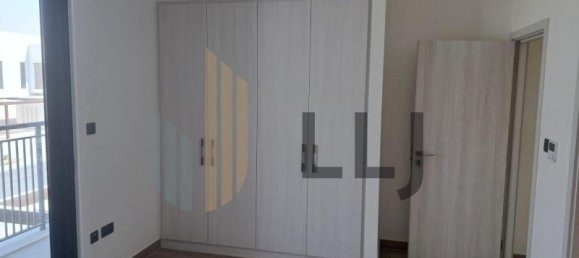 4 bedrooms Villa in Yas Island, UAE No. 45179 11