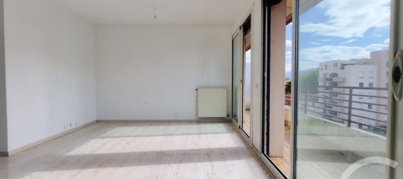 3 Schlafzimmer Wohnung in Grenoble, France, Nr. 317575 2