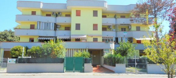 Studio in Comacchio, Italy No. 148206 9