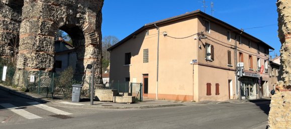 6-Zimmer Wohnung in Sainte-Foy-les-Lyon, France, Nr. 338037 2