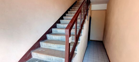 6-Zimmer Wohnung in Sainte-Foy-les-Lyon, France, Nr. 338037 3