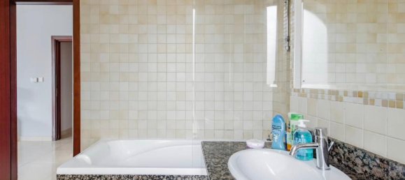 3 bedrooms Apartment in RIMAL, Dubai, UAE No. 61140 8