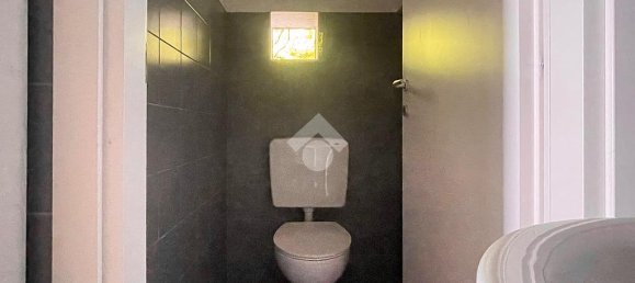 Propiedad comercial de 2 habitaciónes en Udine, Italy No. 271776 8