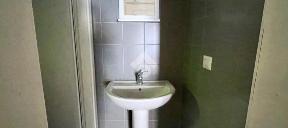 Propiedad comercial de 2 habitaciónes en Udine, Italy No. 271776 9