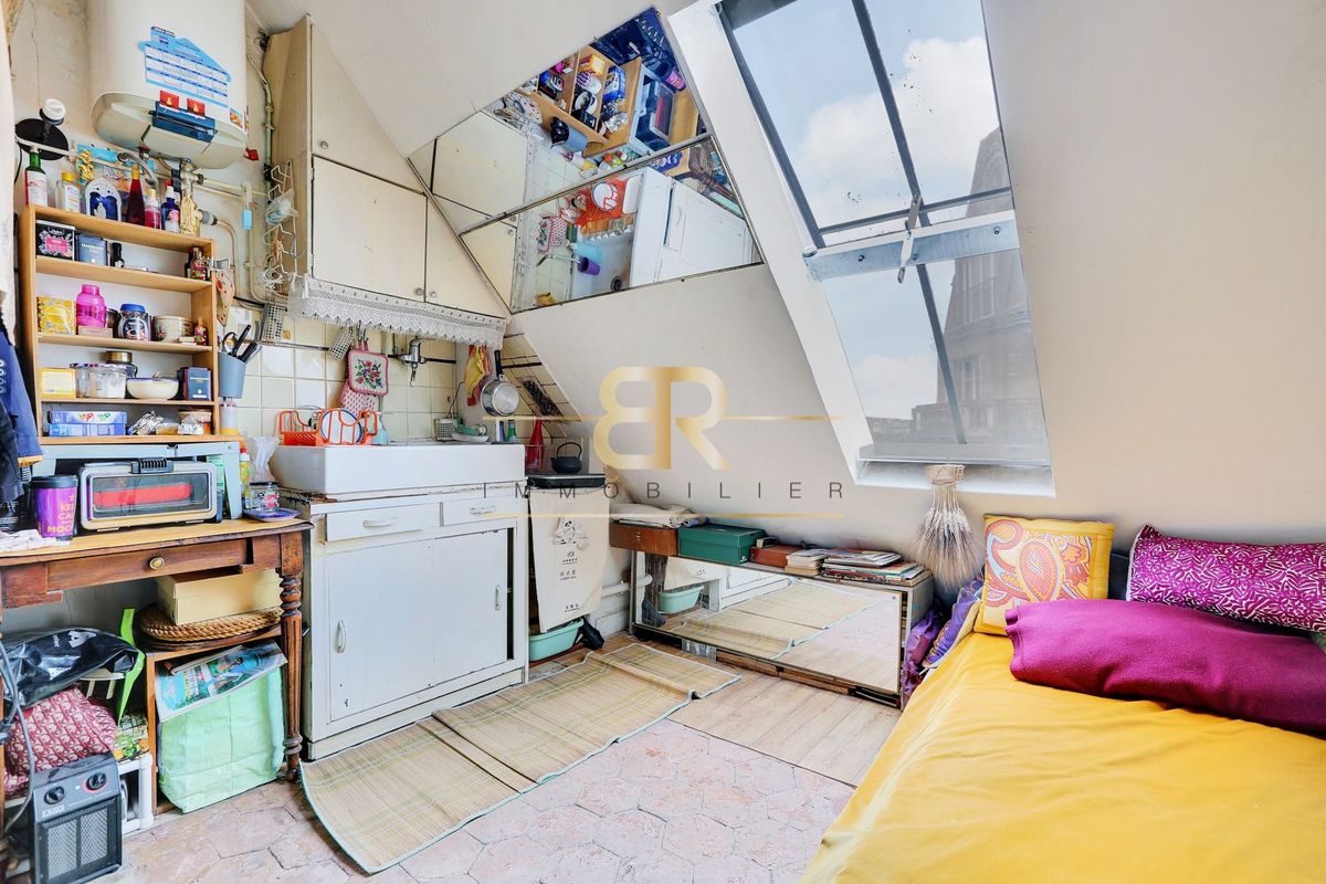 1 bedroom Apartment in Paris, France No. 173638