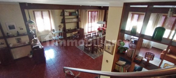 4 bedrooms Villa in Foiano della Chiana, Italy No. 356250 9