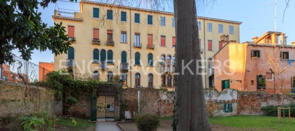 Studio in Venice, Italy, Nr. 58963 4