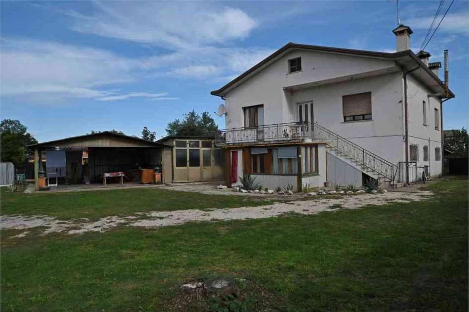 5 rooms House in Povegliano, Italy No. 287776