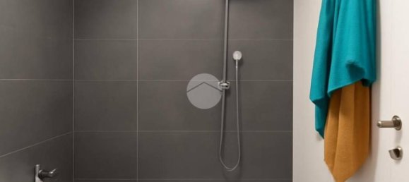 Gewerbliche Immobilie in Seriate, Italy 190m², Nr. 374367 7