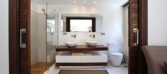 Villa de 4 dormitorios en Marbella, Spain No. 78849 9