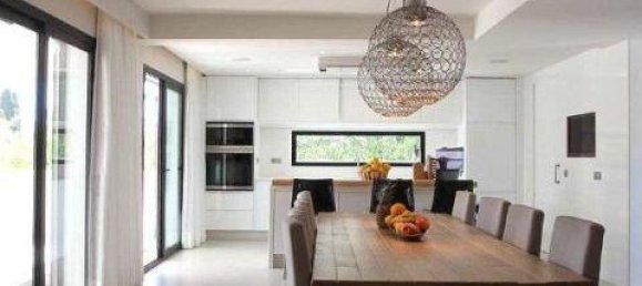 Villa de 4 dormitorios en Marbella, Spain No. 78849 23