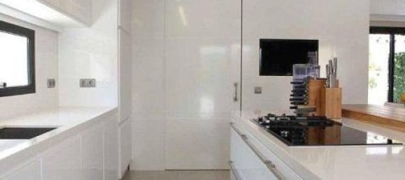 Villa de 4 dormitorios en Marbella, Spain No. 78849 22