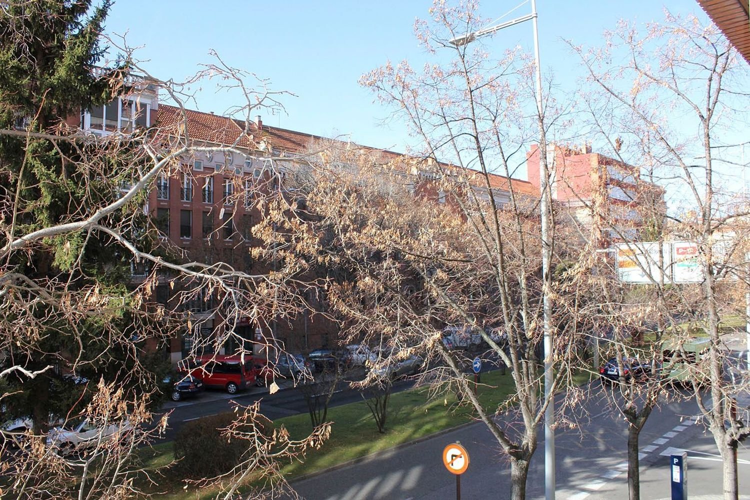 Escritório em Palencia, Spain 215 m² N.º 81461