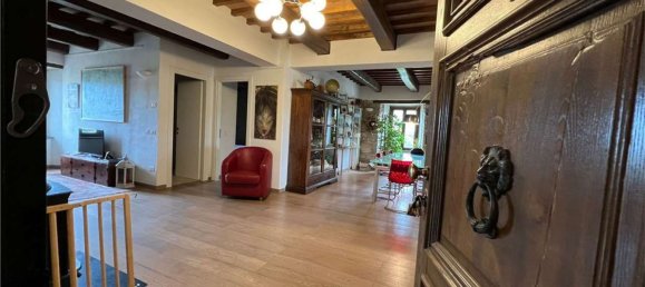 14غرفة منزل في Gualdo Tadino, Italy رقم 69443 35