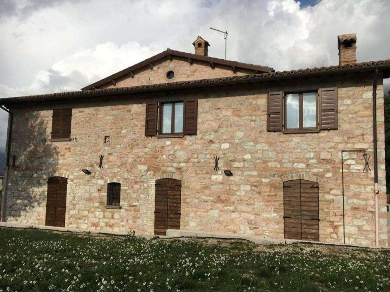 14غرفة منزل في Gualdo Tadino, Italy رقم 69443