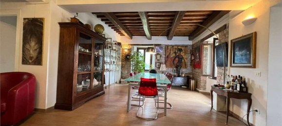 14غرفة منزل في Gualdo Tadino, Italy رقم 69443 38