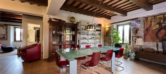 14غرفة منزل في Gualdo Tadino, Italy رقم 69443 5