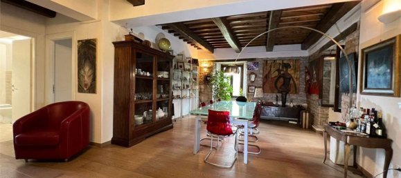 14غرفة منزل في Gualdo Tadino, Italy رقم 69443 37