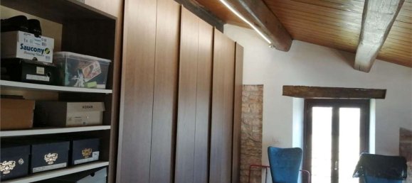 14غرفة منزل في Gualdo Tadino, Italy رقم 69443 16