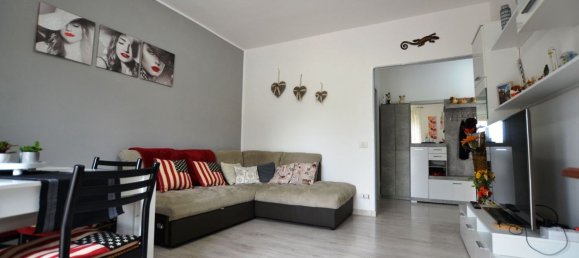 3-salle Appartement à Verrone, Italy No. 264942 4