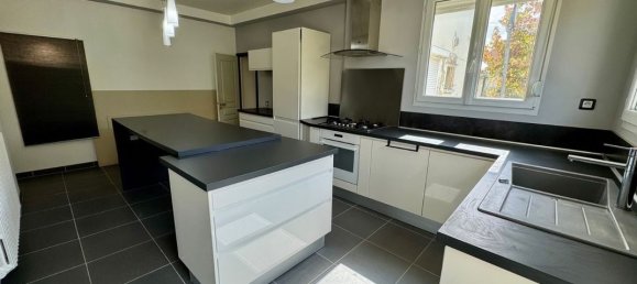 Casa de 4 dormitorios en Maubeuge, France No. 331388 6