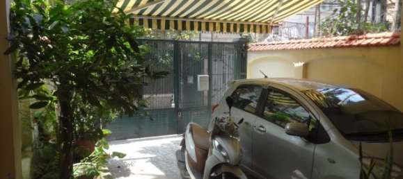 3 bedrooms House in Tay Ho, Vietnam No. 4148 2