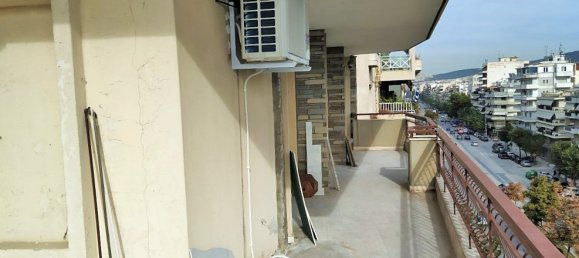 3 bedrooms Apartment in Thessaloniki, Greece No. 4456 11