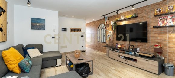 2 bedrooms Apartment in Catania, Italy No. 317658 4