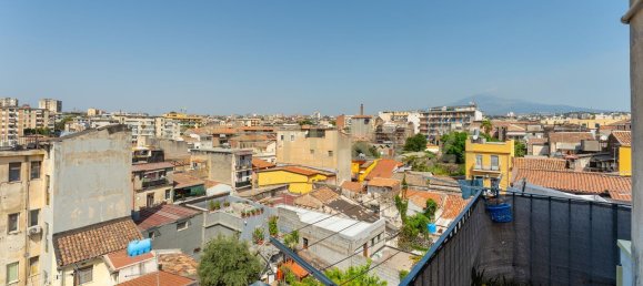 2 bedrooms Apartment in Catania, Italy No. 317658 24