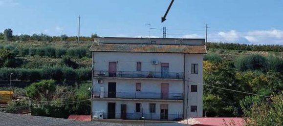 6 rooms Apartment in Spezzano Albanese, Italy No. 186427 5