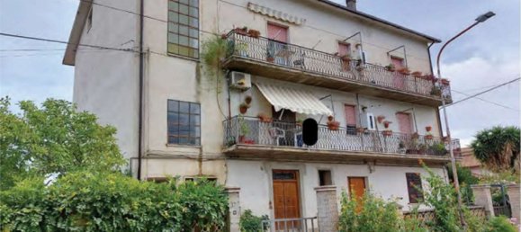 6 rooms Apartment in Spezzano Albanese, Italy No. 186427 13