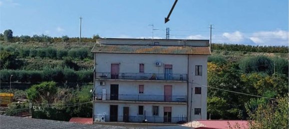 6 rooms Apartment in Spezzano Albanese, Italy No. 186427 14